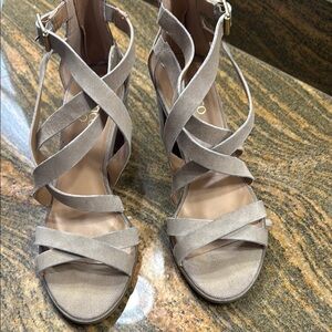 Elegant Women's Strappy Sandals